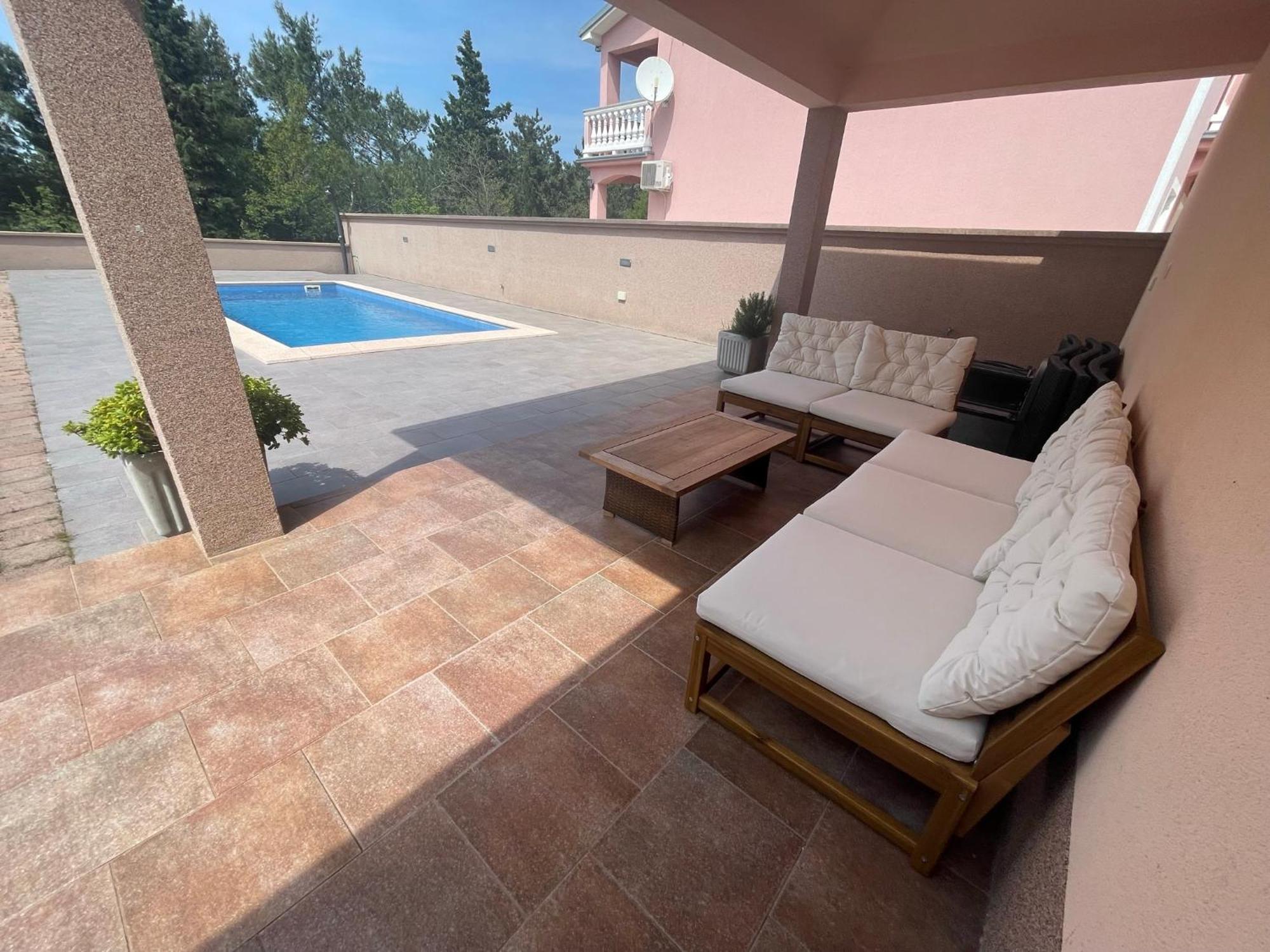 Apartments Villa Antonia Jadranovo Buitenkant foto